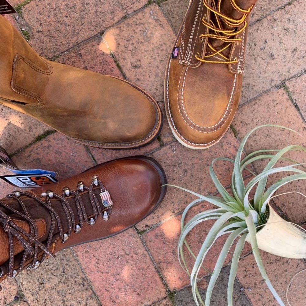 Thorogood Lace Up Moc Toe Safety Toe Work Boots - Picture 3 of 8
